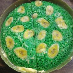 Martabak Pisang Susu (pandan)