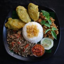 Sego Sambel Oseng  Tuna Pedas