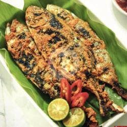 Nasi   Ikan Gembung Bakar