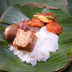 Nasi Gudeg Sambel Goreng Tahu