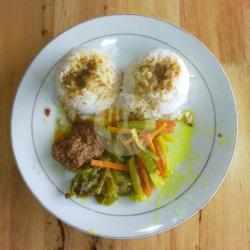 Nasi   Rendang Daging Sapi