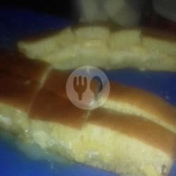 Martabak Manis Pisang Keju