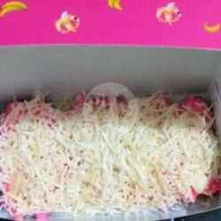 Pisang Crispy Strawberry Keju