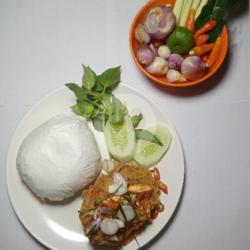 Peket Ayam Geprek Sambal Matah