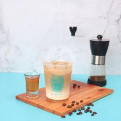 Es Kopi Susu Hazelnut