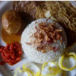 Nasi Uduk Traktiran Driver