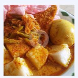 Ketupat Sayur Padang   Telor