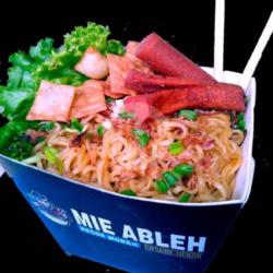 Mie Ableh Sosis