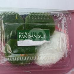 Kue Ijo Pandan Suji