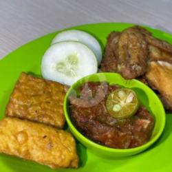 Ayam Penyet St   Nasi