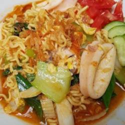 Indomie Kuah Cumi Cumi