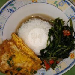 Nasi Rames Telor Dadar Tumis Kangkung Oreg Tempe