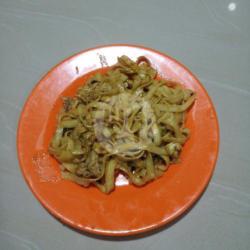 Kwetiau Goreng   Ayam   Telor