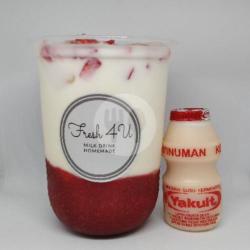 Strawberry Fresh Milk With Yakult