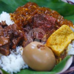 Nasi Campur Telur Bali