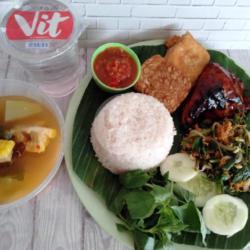 Paket Wareg Ayam Bakar Medium