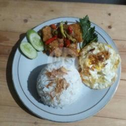 Nasi Telor Ceplok  Sayur Krecek