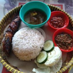 Nasi Lele Bakar Sambel Mercon