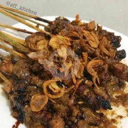 Sate Ayam Full Daging   Lontong