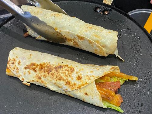 Shawarma Hammouda, idm kurnia km 23 landasan ulin,
