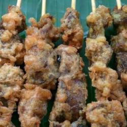 Nasi   Sate Ati Ampela Usus Kremes   Tahu   Tempe   Sambal   Lalapan