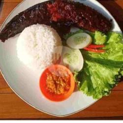 Nasi Dan Lele Bakar