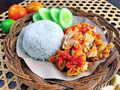 Ayam Geprek Kurnia, Sendangguwo