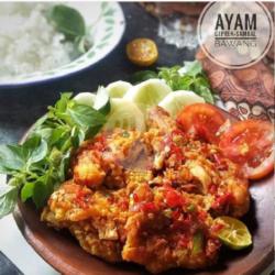 Ayam Geprek  Nasi   Tahu Tempe  Sambal Bawang Mantul