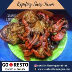 Kepiting Saos Tiram 1 / 2 Porsi (1 Ekor)