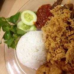 Nasi Kremesan