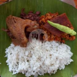 Nasi Gudeg Krecek Sayap