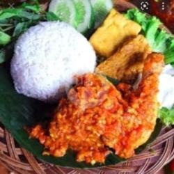 Nasi Lalapan Ayam Kampung Geprek/galak