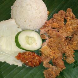 Nasi Kulit Goreng