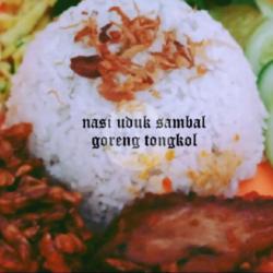 Nasi Uduk   Sambal Goreng Tongkol