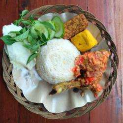 Paket Gepuk Dada (nasi,dada Gepuk,lalapan)