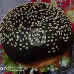 Black Burger Chicken