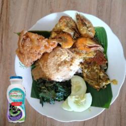 Paket Nasi Gulai Udang   Telur Dadar   Free Teh Botol Sosro