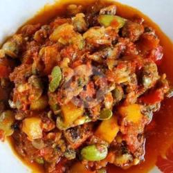 Ikan Asin Nasi Cabe Campuran