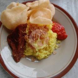 Nasi Kuning Tahu Semur