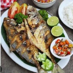 Ikan Kuwe Goreng
