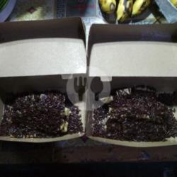 Pisang Coklat Blueberry Susu