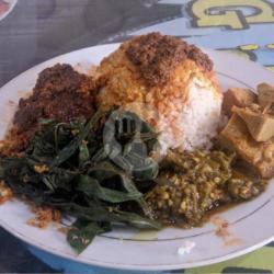 Paket Nasi Rendang Danging Sapi