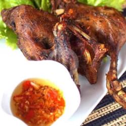 Bebek Goreng