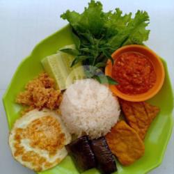 Nasi Tempong Telor Ceplok