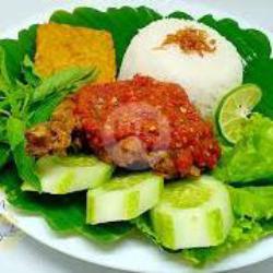 Paket Ayam Kampoeng Penyet