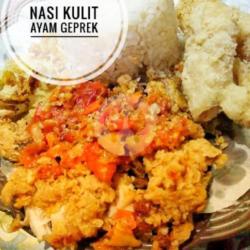 Nasi Kulit Ayam Geprek