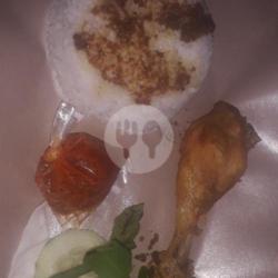 Lalapan Nasi Ayam Potong