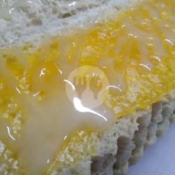 Roti Bakar Tiramisu Crunchy - Nanas