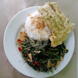 Nasi  Cah Kangkung  Tempe Mendoan