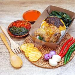 Nasi Ayam Selimut Telur Sultan